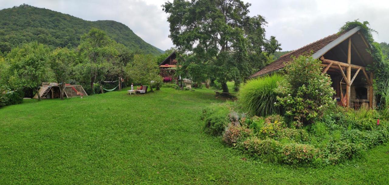 Na Okić - a private forest oasis Sveti Martin pod Okicem Exterior foto